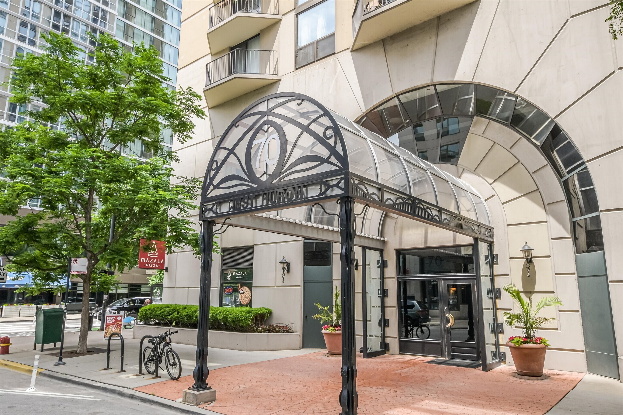 Entrance - 70 W Huron St