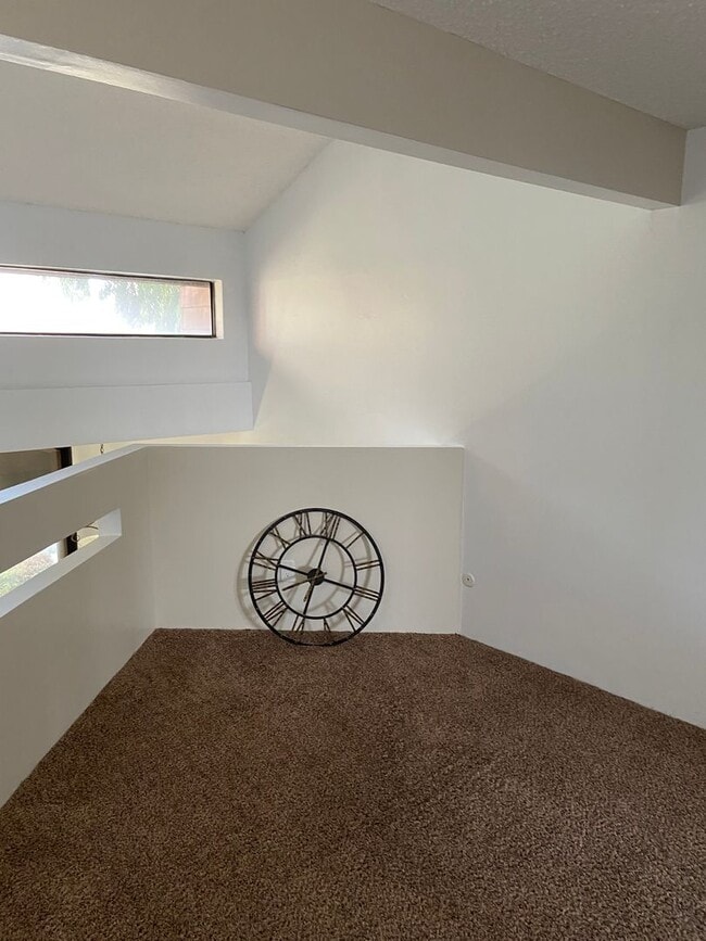 Building Photo - Charming 2-Bedroom, 2-Bathroom Townhome with Loft With Solar!