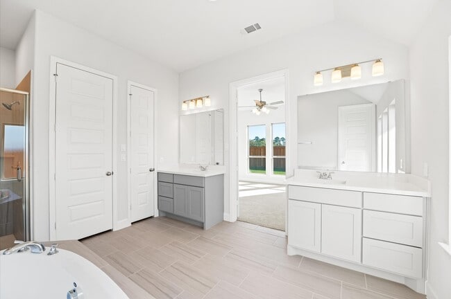 Building Photo - 7247 Stillmeadow Grv Dr