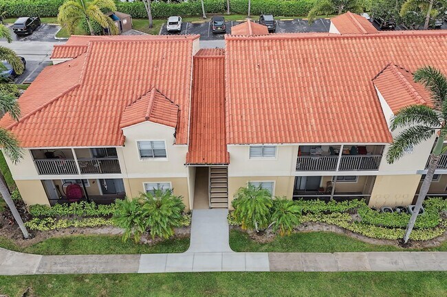 Building Photo - 1259 SW 46th Ave