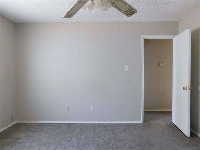 Building Photo - 404 Pace Dr