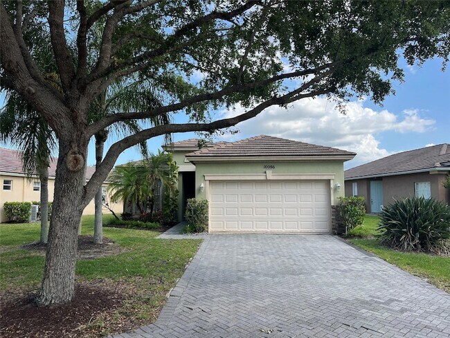 Primary Photo - 10086 SW Chadwick Dr