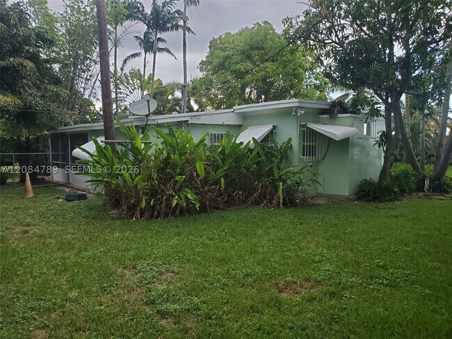 Building Photo - 36490 SW 192nd Ave