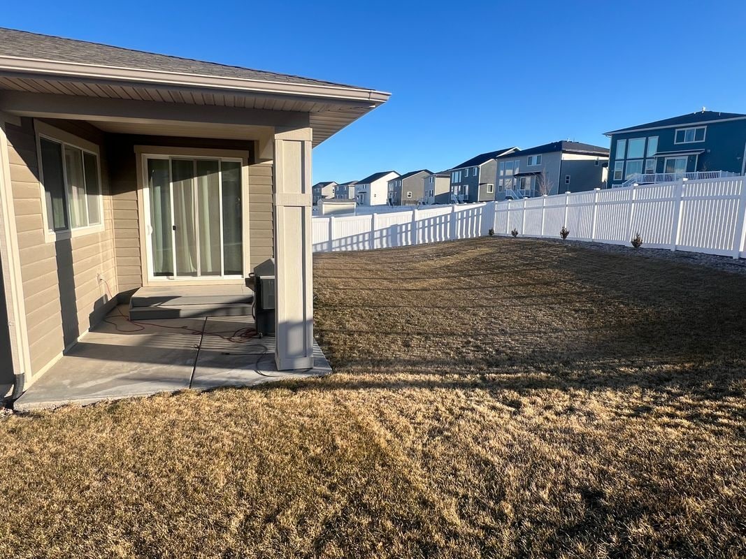 Building Photo - 393 Watercress Dr