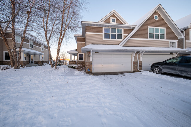 Building Photo - 15497 Junegrass Ln