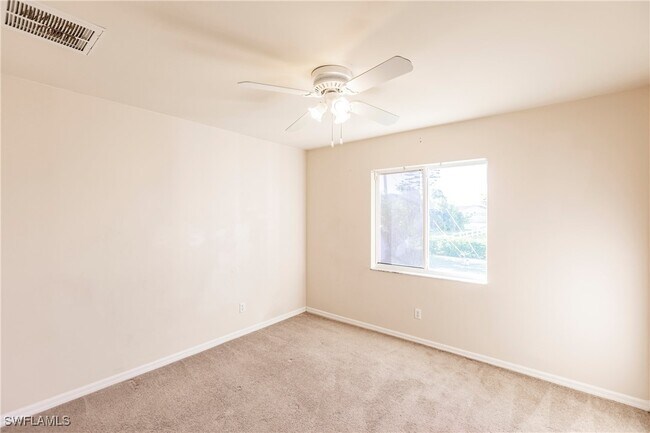 Building Photo - 1156 SW 44th Terrace