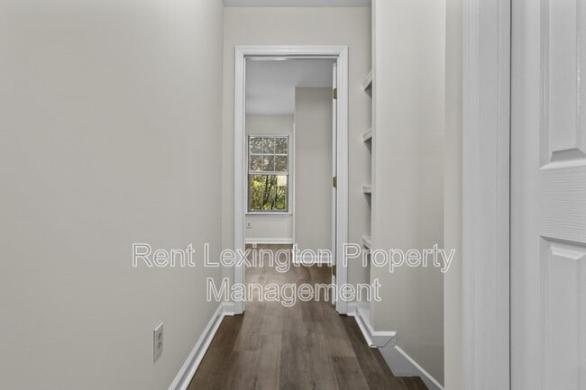 Building Photo - 3175 Kirklevington Dr