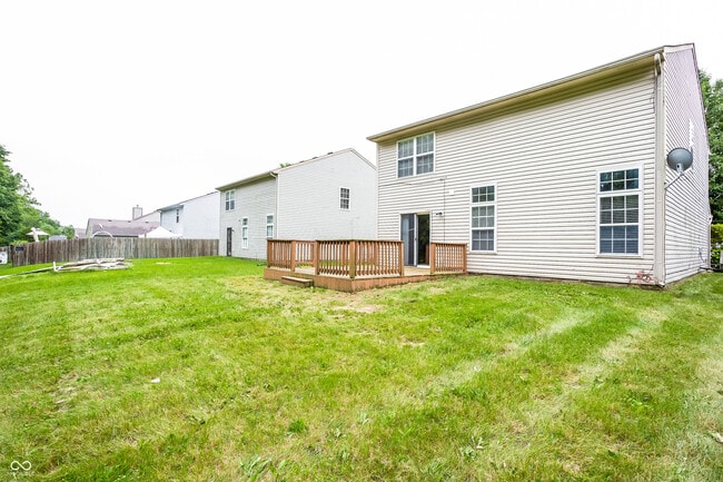 Building Photo - 8930 Lighthorse Dr