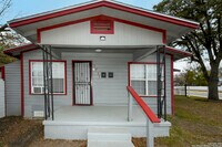 Building Photo - 1731 E Carson St