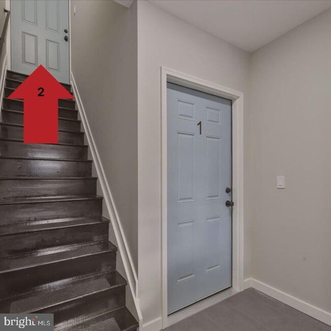 Building Photo - 143 Johnston Ave