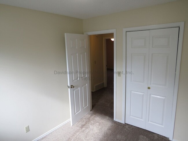 Building Photo - 1469 Canoe Creek Dr N