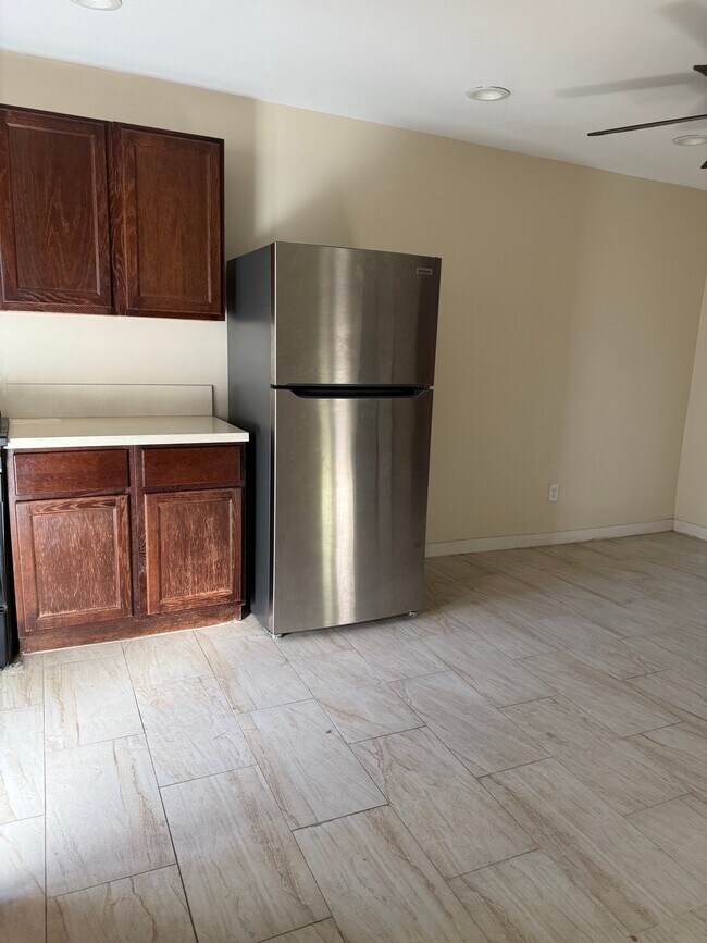 Building Photo - 10967 Pipeline Ave