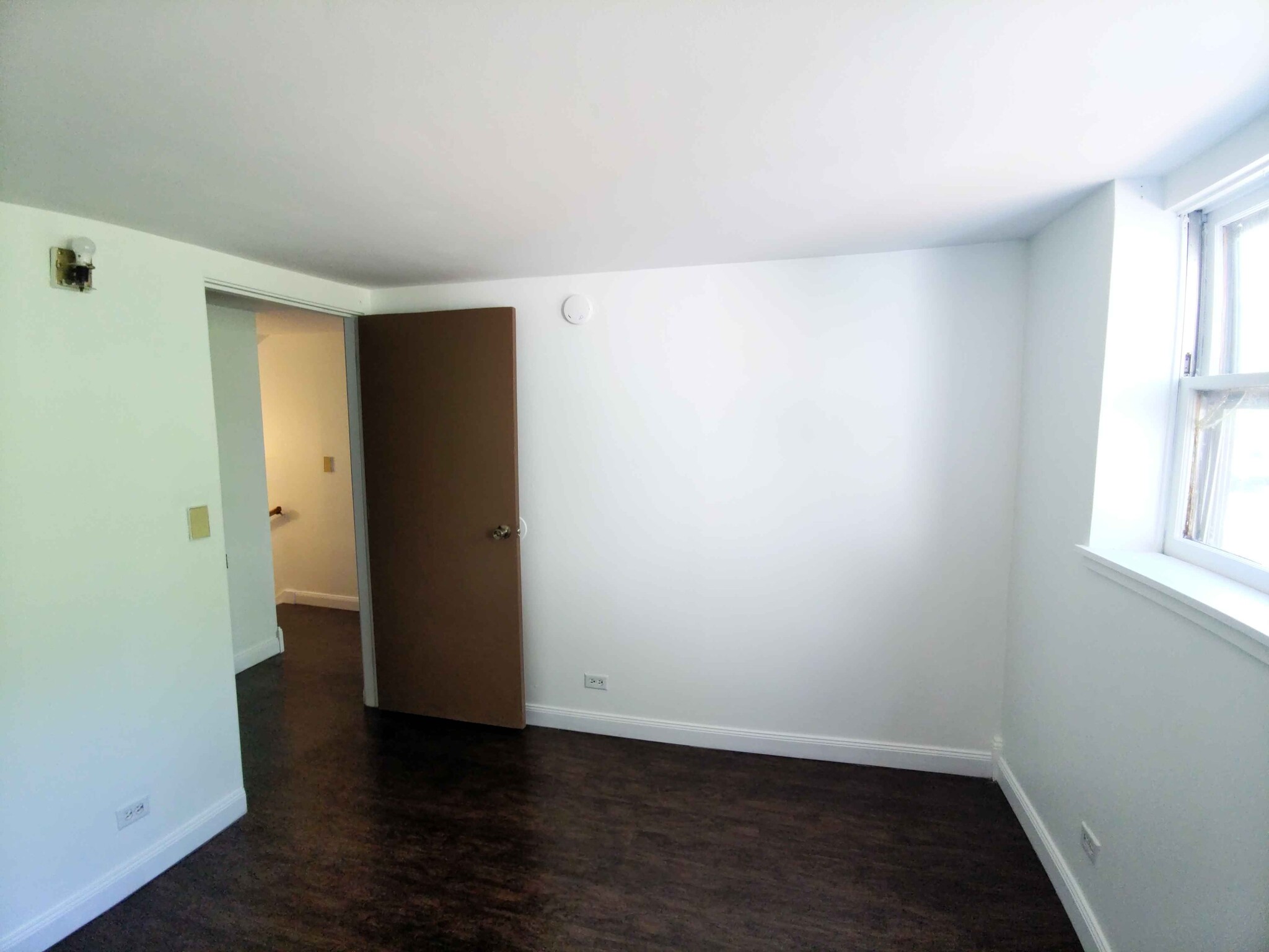 Bedroom 2 - 16 Lawrence Ave