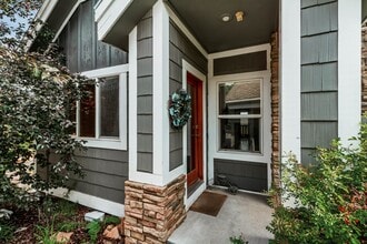 Building Photo - 5526 Cross Country Way