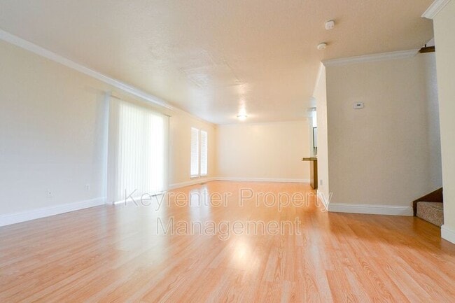 Building Photo - 10209 Shadowridge Dr