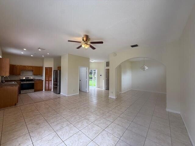 Building Photo - 1390 W 33rd St