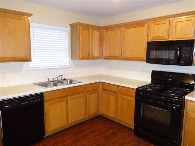 Building Photo - 11145 Franklins Tale Loop