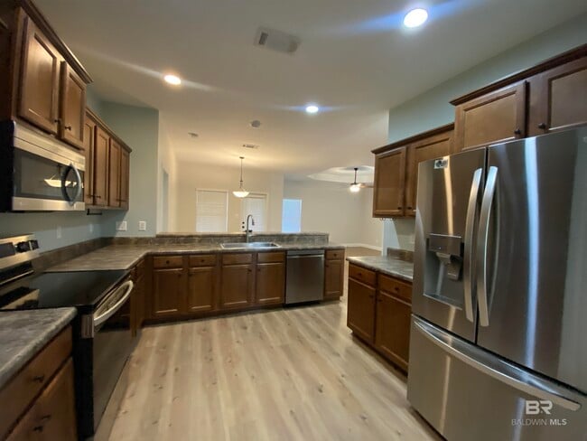 Building Photo - 24304 Raynagua Blvd
