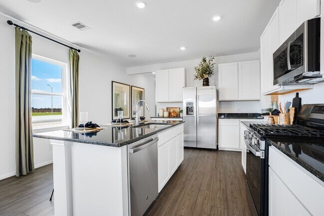 Building Photo - 18023 Lasso Mls Dr