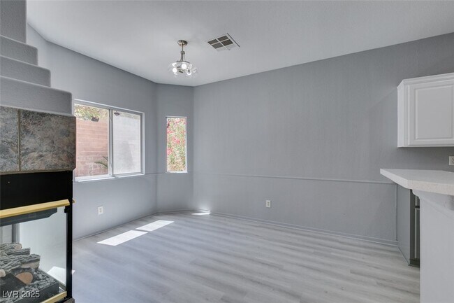 Building Photo - 803 Binbrook Dr