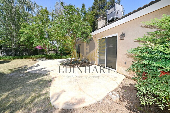 Building Photo - 6353 N Brix Ave