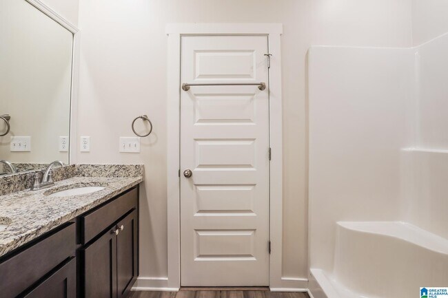 Building Photo - 7257 Owen Park Cir