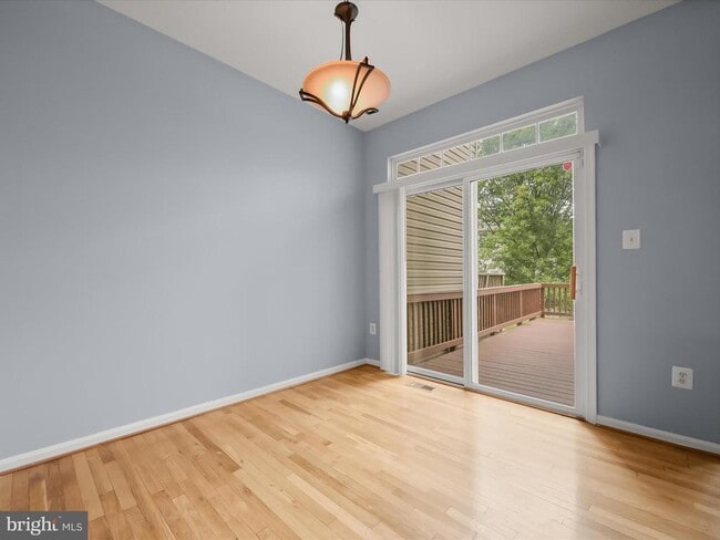 Building Photo - 4243 Begonia Dr
