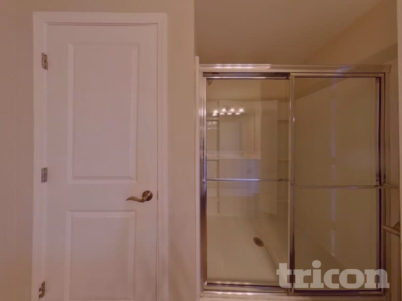 Building Photo - 3012 Bishop Ln