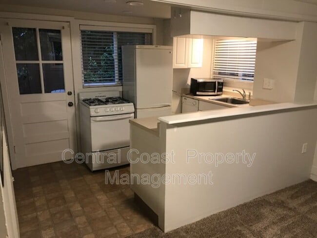 Building Photo - 184 Pacific Ave