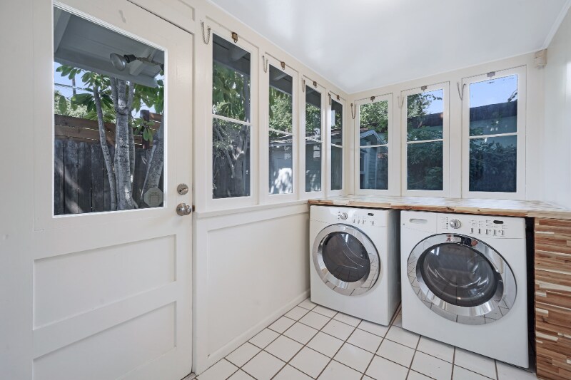 Building Photo - 3574 Helms Ave