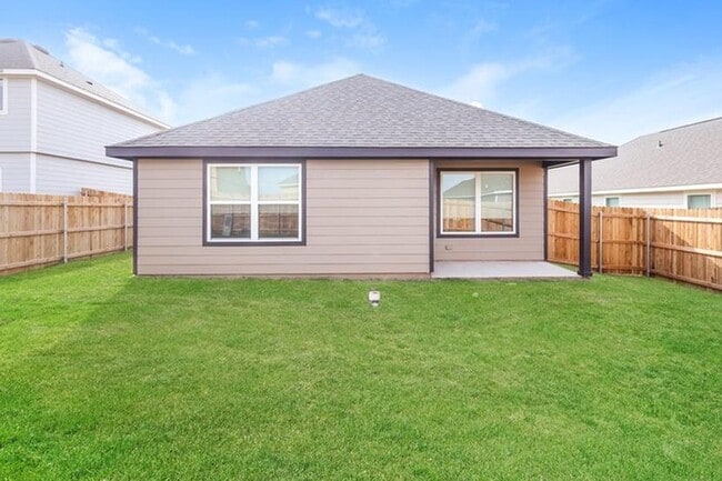 Building Photo - 1807 Crimson Lake Blvd