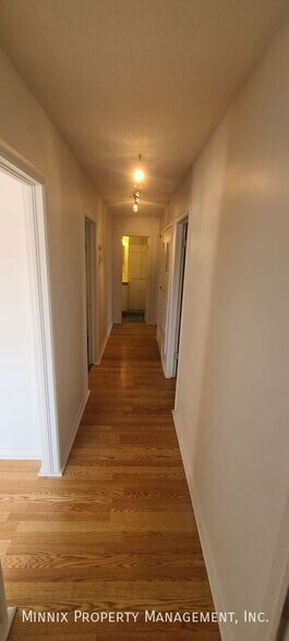 Building Photo - 210 N Glenwood Dr