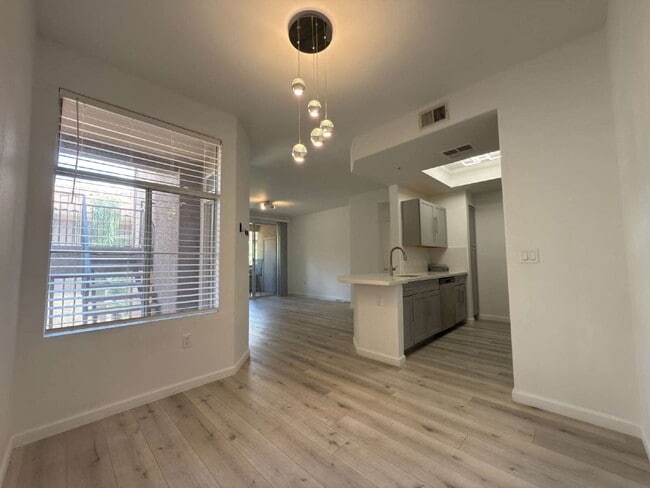 Building Photo - "Charming 1-Bedroom Retreat with Fireplace & Pool in Phoenix Oasis!"