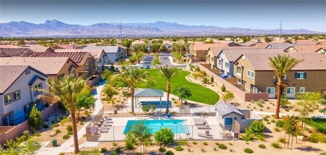 Building Photo - 4625 Ridgeley Ave