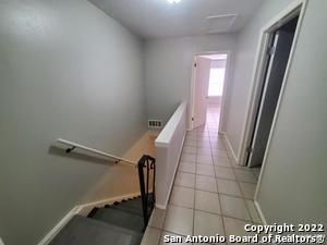 Building Photo - 911 Vance Jackson Rd