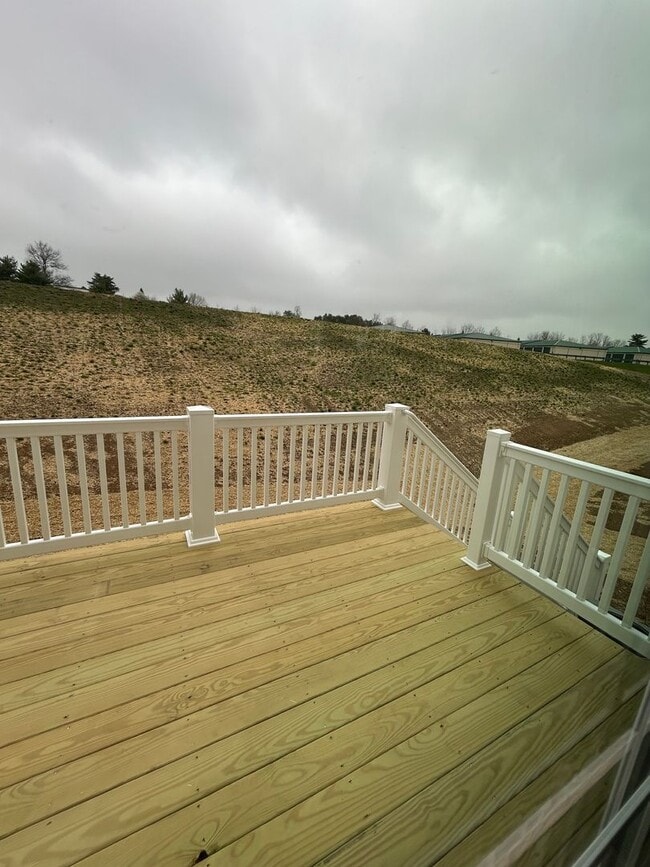 Building Photo - New End of row townhome 3 bed, 2.5 bath in Carlisle