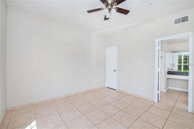 Building Photo - 5550 Pga Blvd