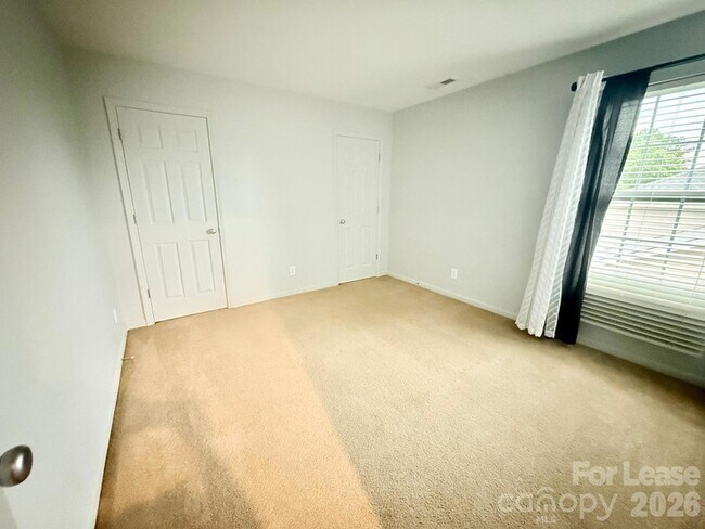 Building Photo - 13141 Wilburn Park Ln