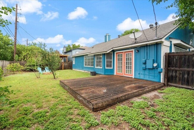 Building Photo - 2205 Cedar Branch Dr