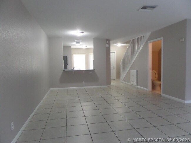 Building Photo - 862 Summit Lake Dr