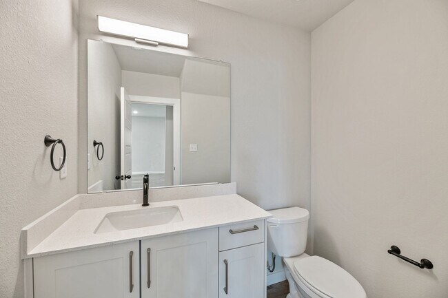 Building Photo - AVAILABLE NOW! CUL-DE-SAC TRIPLEX LOT LOCATED ON 1-ACRE IN MIDLOTHIAN, TX!