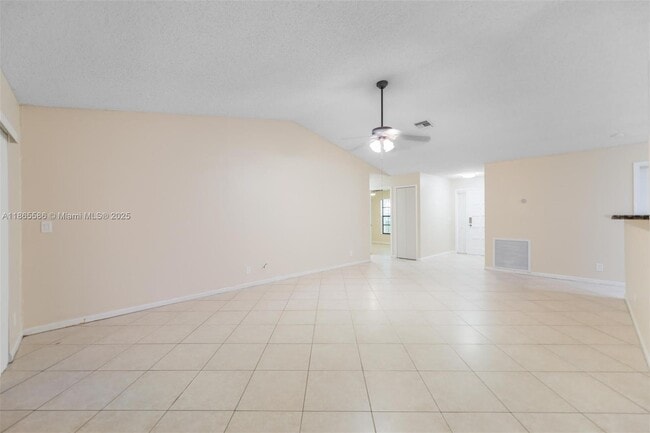Building Photo - 2532 NW 87th Dr