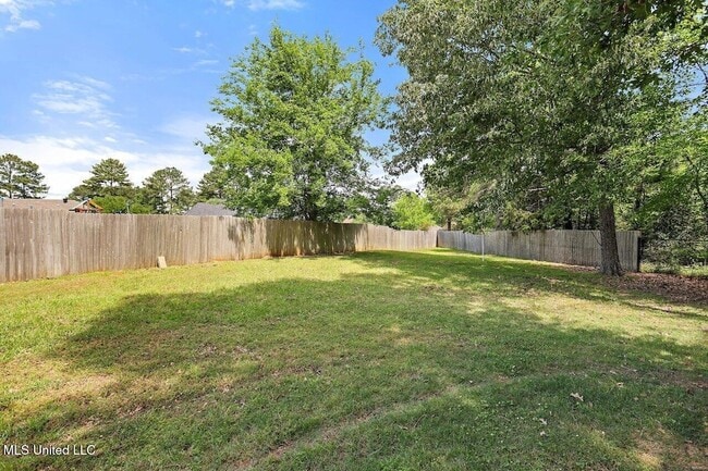 Building Photo - 114 Parkway Cove