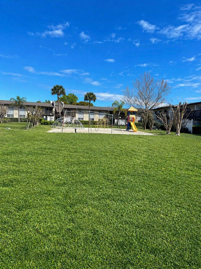 Building Photo - SPACIOUS 2BR CONDO | MOVE-IN READY | LIMITED AVAILABILITY