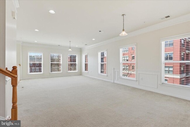 Building Photo - 2932 Finsbury Pl