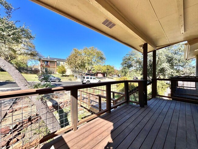 Building Photo - Greenbelt Gem Backing to Walnut Creek – Spacious 3BR Home in Prime North Austin Location