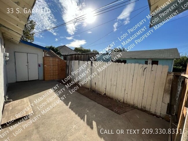 Building Photo - 33 S. Garfield-