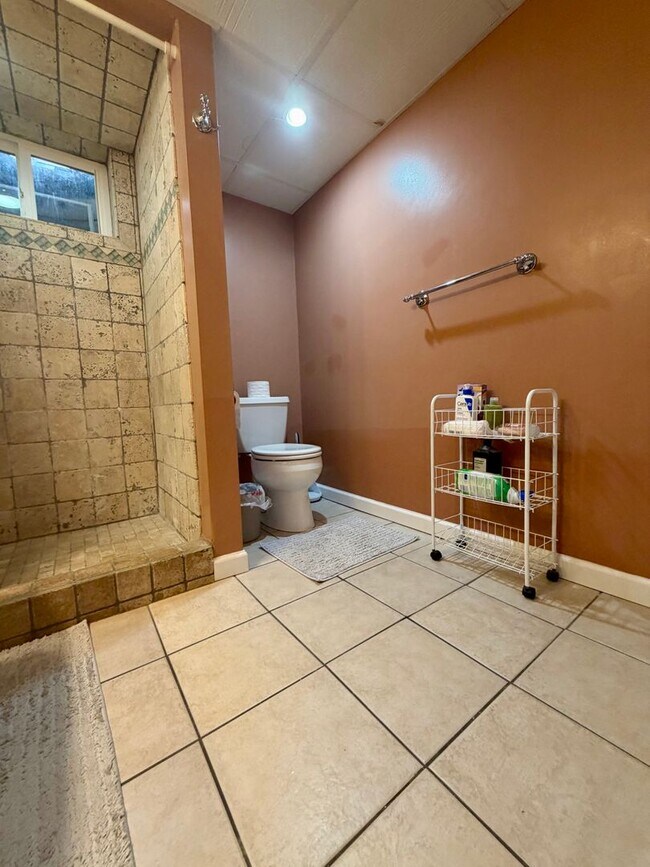 Building Photo - Stunning 3-Bedroom Home in the Heart of West Chester! Available September 1st!