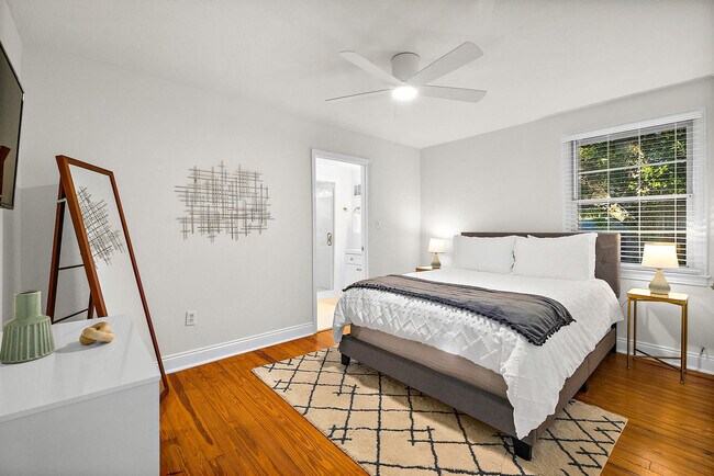 Building Photo - 116 San Marco Ave