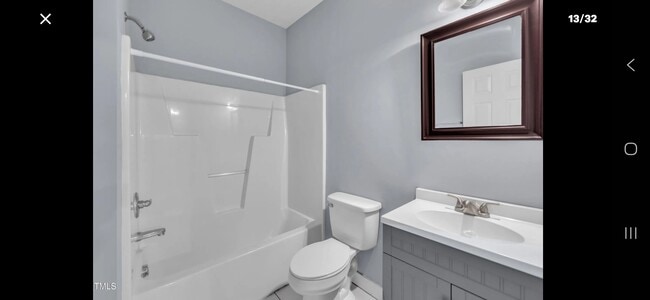 Building Photo - 650 Ganyard Farm Way